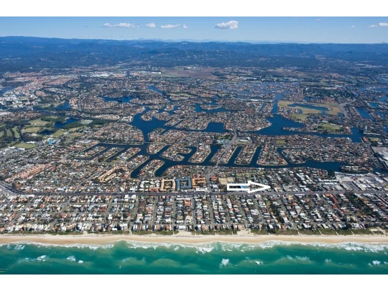 8 Glenelg Avenue, Mermaid Beach QLD 4218