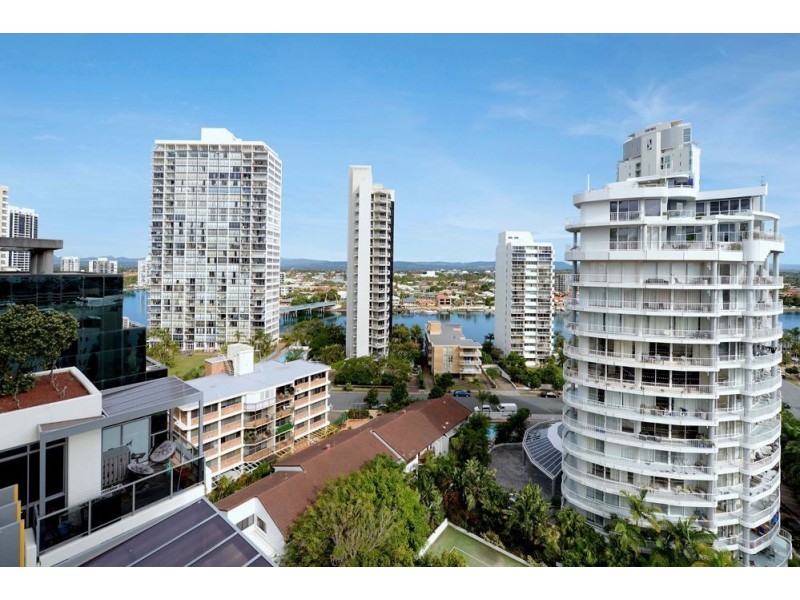 18 Cypress Ave, Surfers Paradise QLD 4217