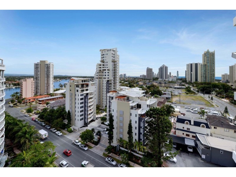 18 Cypress Ave, Surfers Paradise QLD 4217