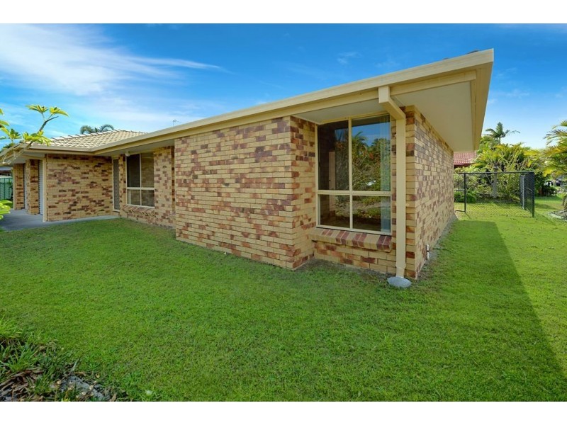 1/24 Possum Crescent, Coombabah QLD 4216