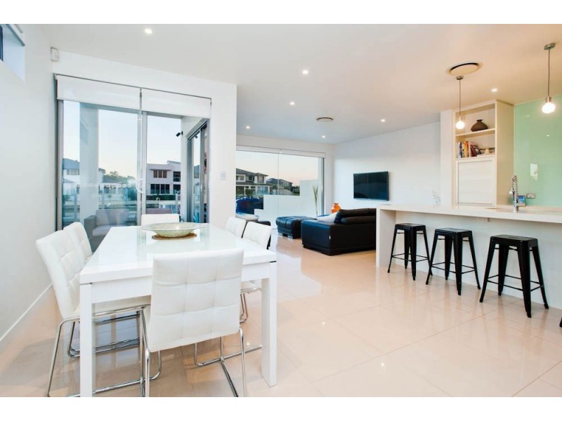 1/11 South Quay Drive, Biggera Waters QLD 4216