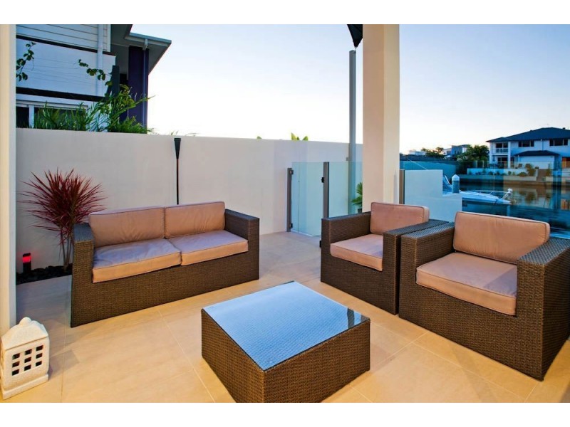 1/11 South Quay Drive, Biggera Waters QLD 4216