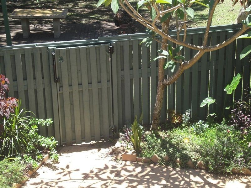 111 Salerno Street, Isle Of Capri QLD 4217