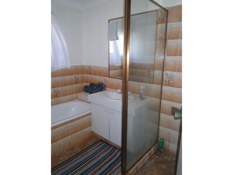 111 Salerno Street, Isle Of Capri QLD 4217