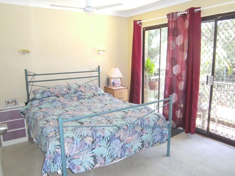 111 Salerno Street, Isle Of Capri QLD 4217