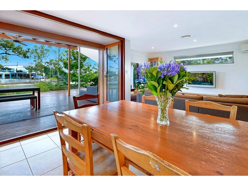 3 Collier Avenue, Biggera Waters QLD 4216
