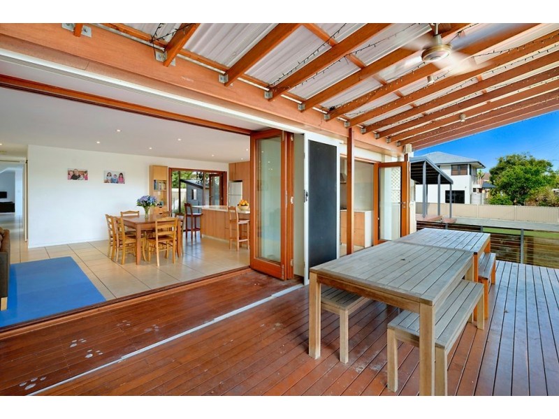 3 Collier Avenue, Biggera Waters QLD 4216