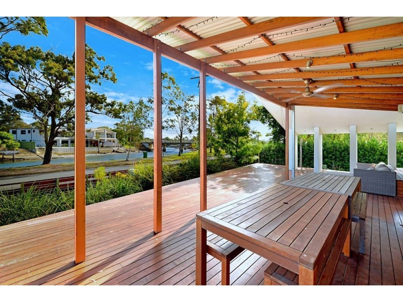 3 Collier Avenue, Biggera Waters QLD 4216