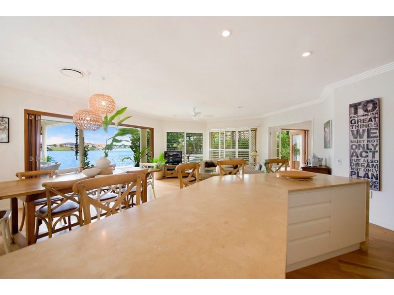 54 Port Jackson Boulevard, Clear Island Waters QLD 4226