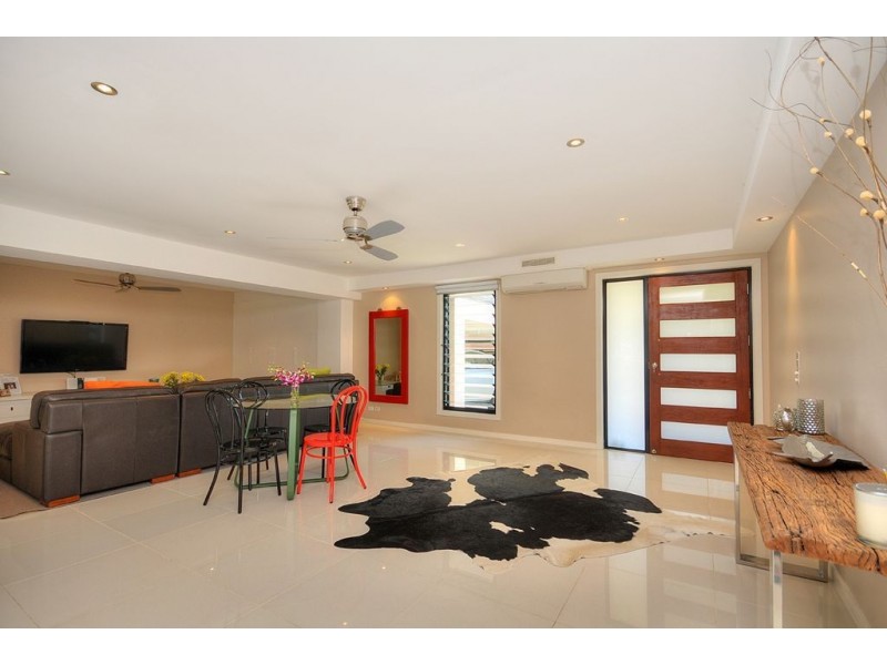 20 Tulip Street, Miami QLD 4220