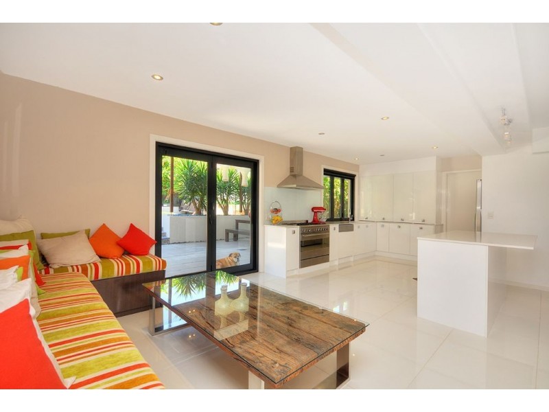 20 Tulip Street, Miami QLD 4220