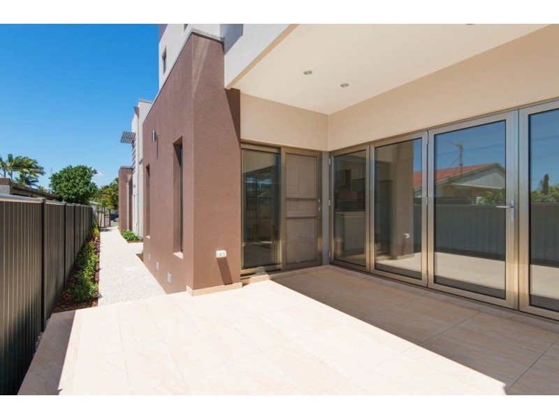 2/39 Parr Street, Biggera Waters QLD 4216