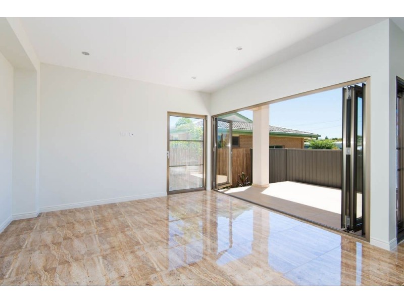 2/39 Parr Street, Biggera Waters QLD 4216