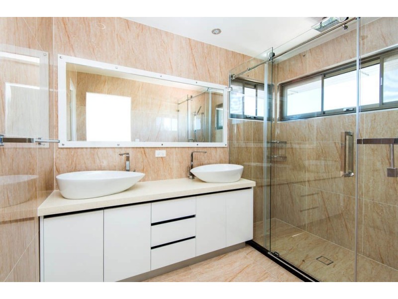 2/39 Parr Street, Biggera Waters QLD 4216