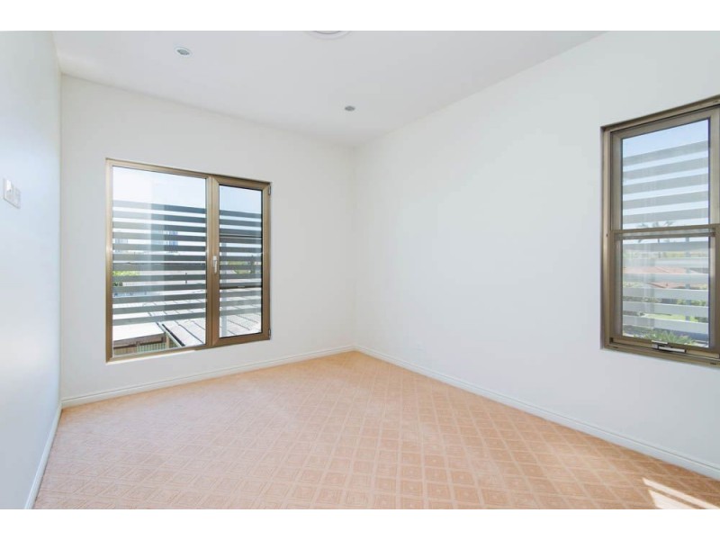 2/39 Parr Street, Biggera Waters QLD 4216