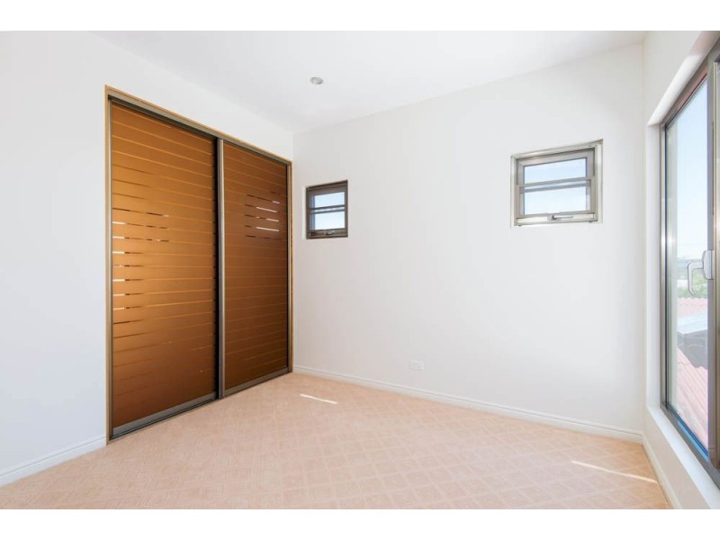 2/39 Parr Street, Biggera Waters QLD 4216