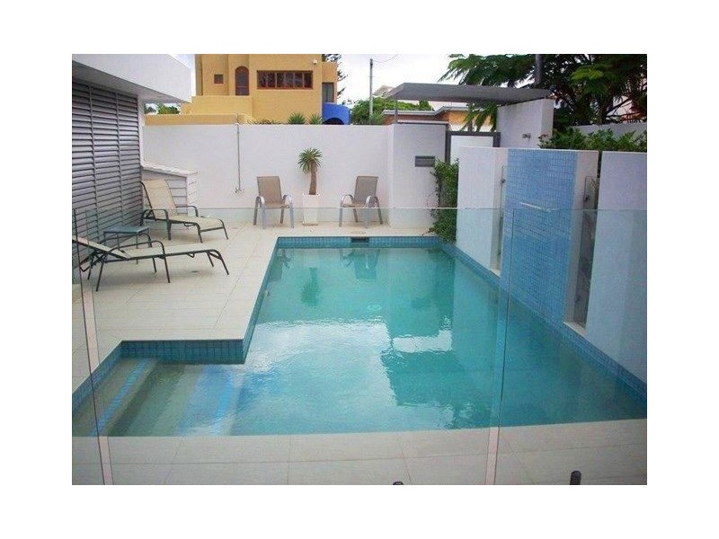 20 Seabeach Avenue, Mermaid Beach QLD 4218