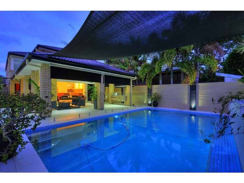 156 Nobby Parade, Miami QLD 4220