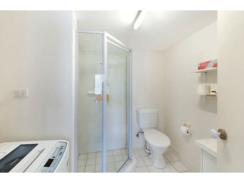 8/33 Cypress Ave, Surfers Paradise QLD 4217