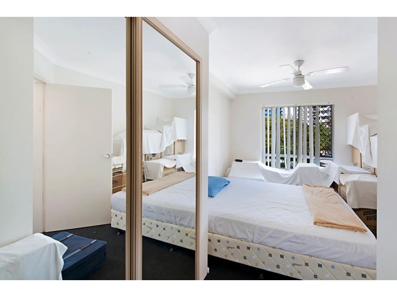 8/33 Cypress Ave, Surfers Paradise QLD 4217
