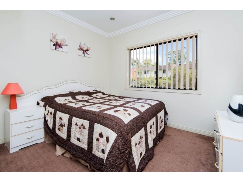 100 Compass Drive, Biggera Waters QLD 4216