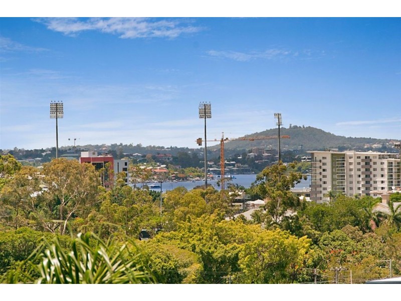 15 Little Street, Albion QLD 4010