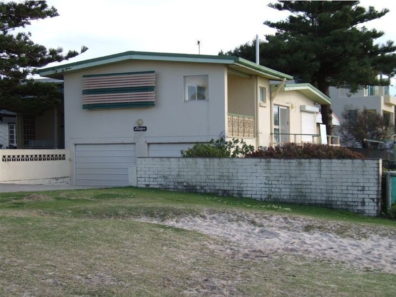 1 Hilda Street, Mermaid Beach QLD 4218