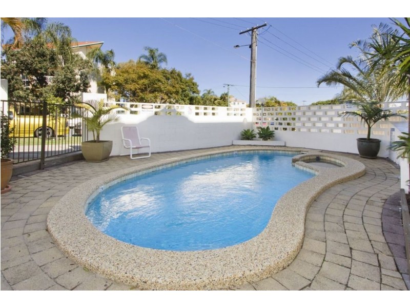 4/35 Australia Avenue, Broadbeach QLD 4218