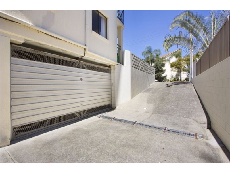 4/35 Australia Avenue, Broadbeach QLD 4218