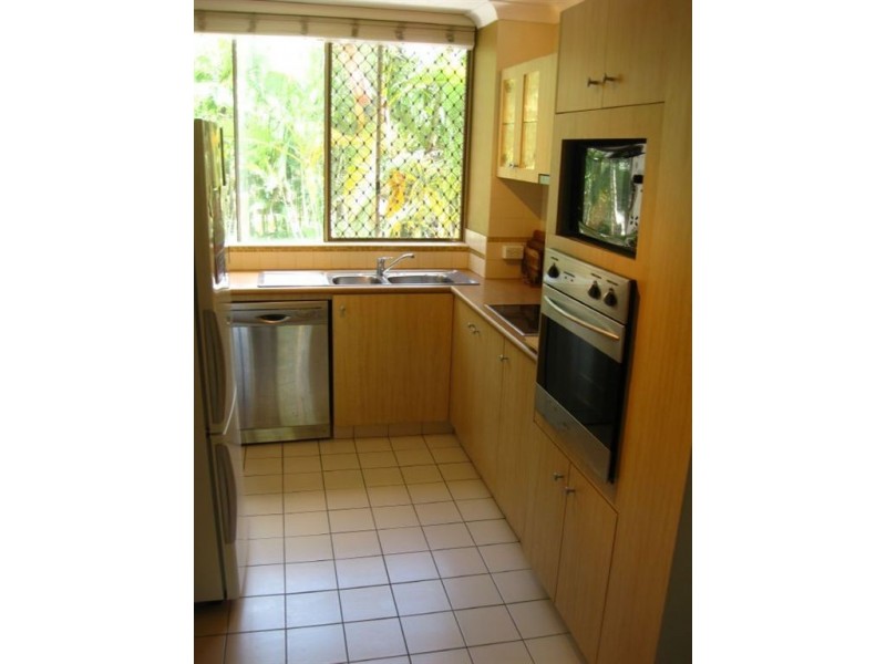 39/15 Santa Monica Road, Miami QLD 4220