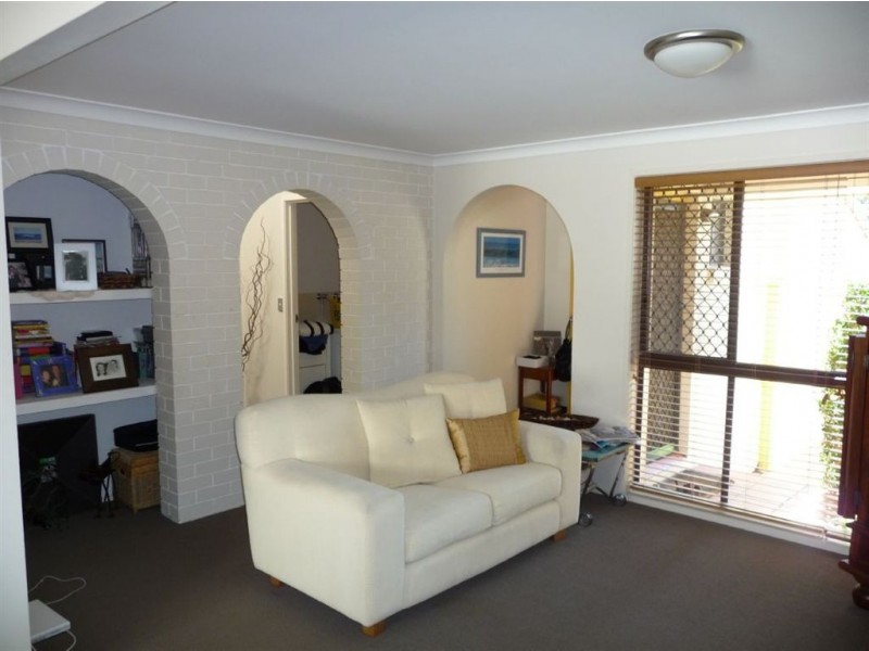 31/2 Karbunya Street, Mermaid Waters QLD 4218