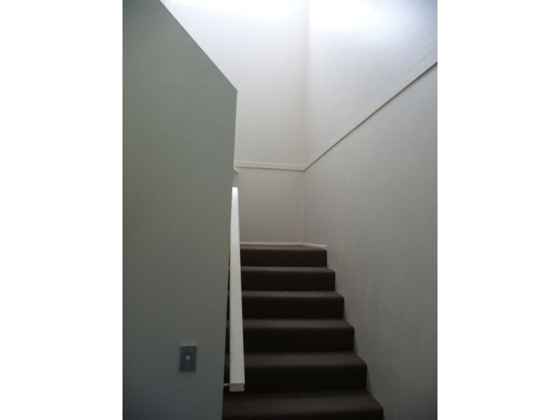 31/2 Karbunya Street, Mermaid Waters QLD 4218