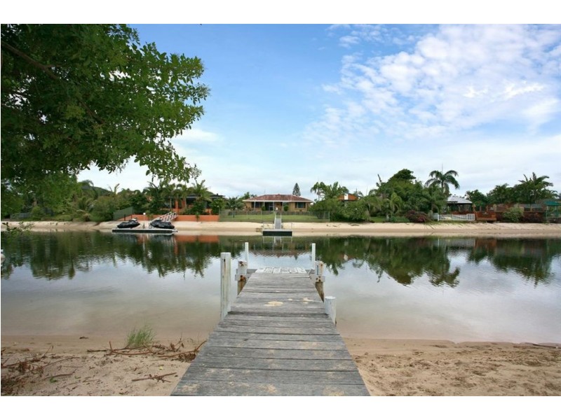 30 Verdichio Avenue, Mermaid Waters QLD 4218