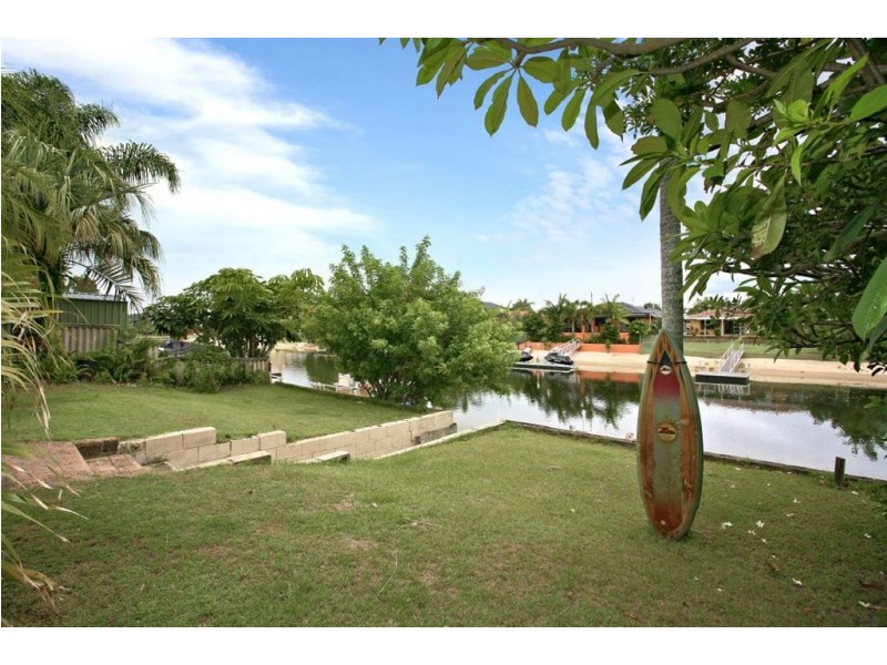 30 Verdichio Avenue, Mermaid Waters QLD 4218
