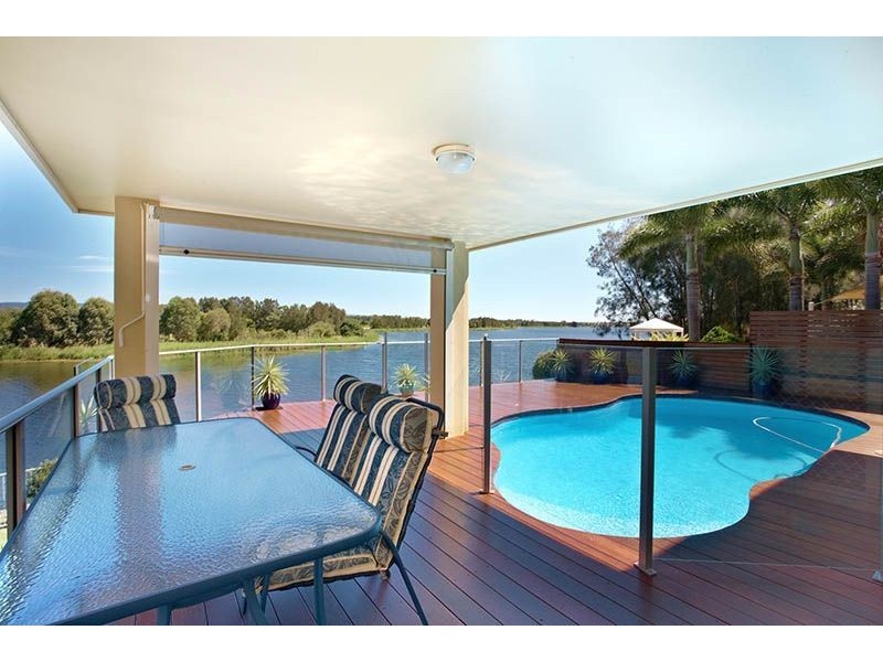 58 Martingale Circuit, Clear Island Waters QLD 4226