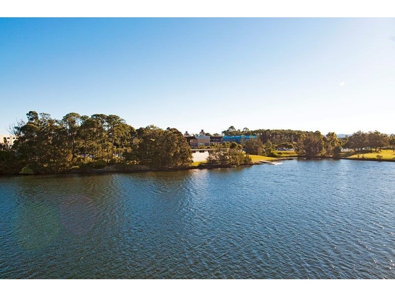 73/25 Lake Orr Drive, Robina QLD 4226