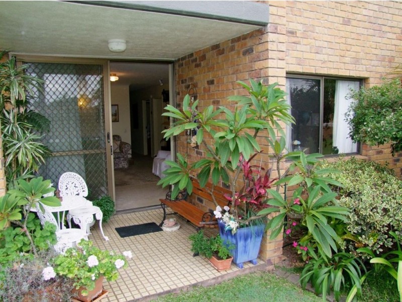 8/14 Dunlop Court, Mermaid Waters QLD 4218