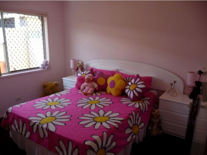 56 Surfers Avenue, Mermaid Waters QLD 4218