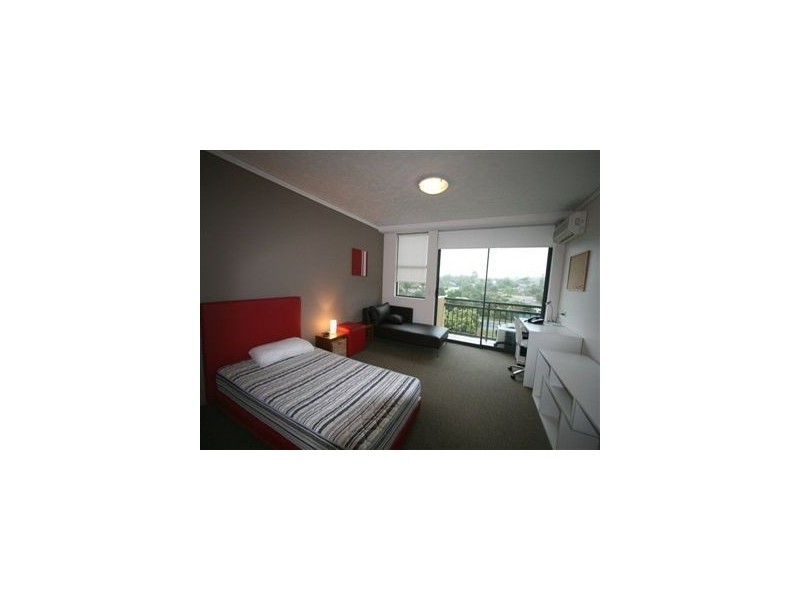 42/25 Lake Orr Drive, Varsity Lakes QLD 4227