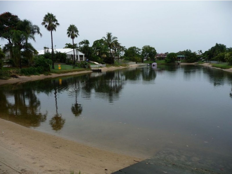 6 Driver Court, Mermaid Waters QLD 4218