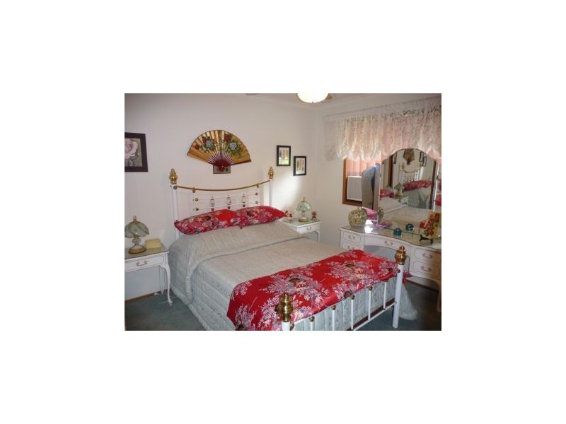 6 Driver Court, Mermaid Waters QLD 4218