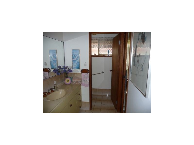 6 Driver Court, Mermaid Waters QLD 4218