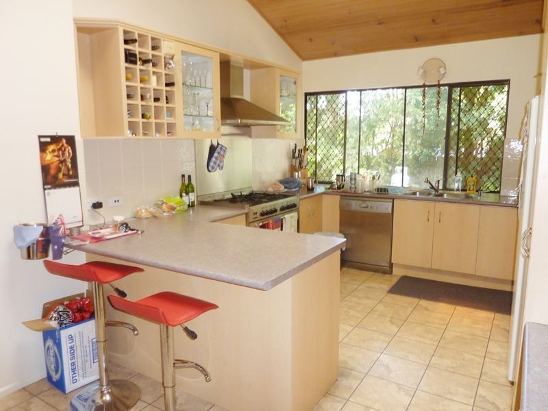 76 Yangoora Crescent, Ashmore QLD 4214