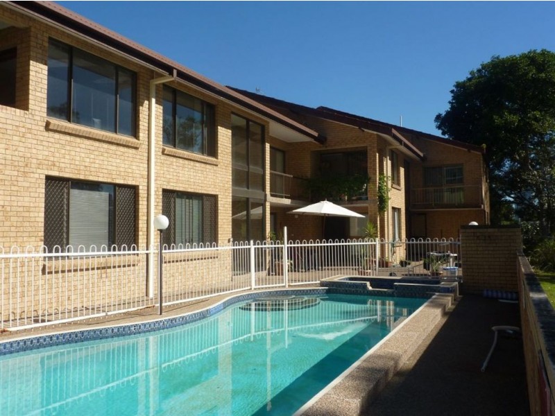 7/26 Remembrance Drive, Surfers Paradise QLD 4217