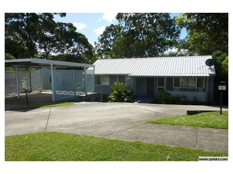 7 Windsor Place, Molendinar QLD 4214