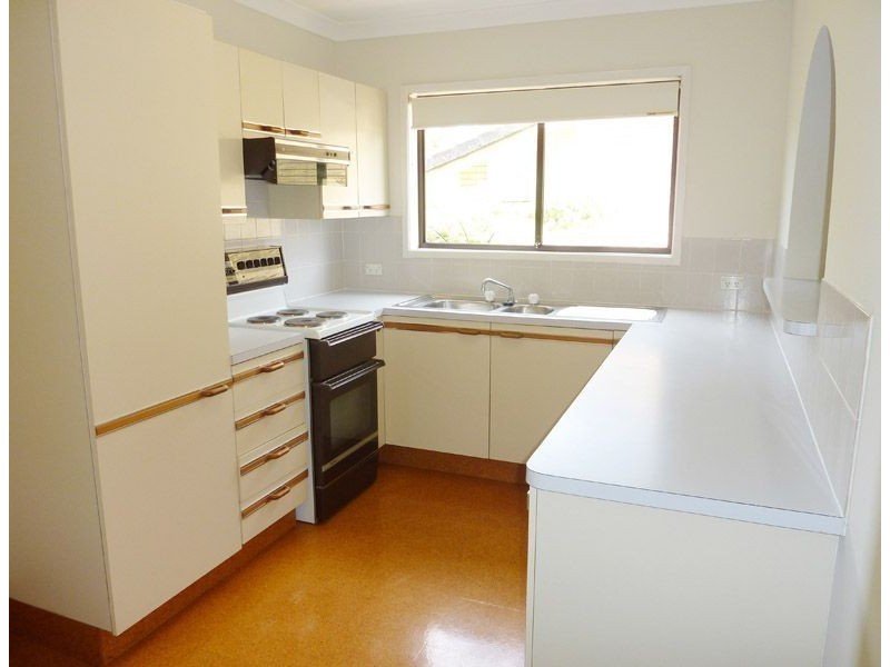 2/9 Lindal Street, Ashmore QLD 4214