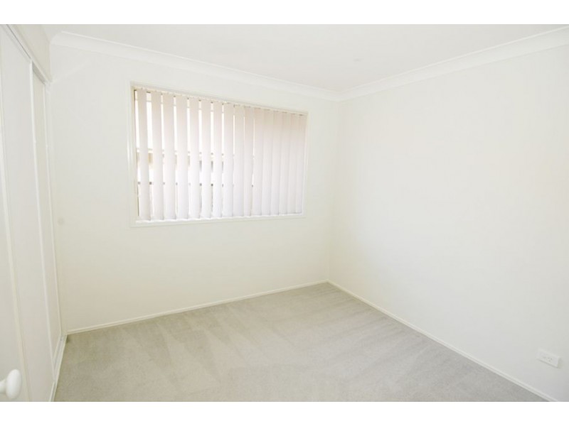 17 Fairweather Drive, Arundel QLD 4214