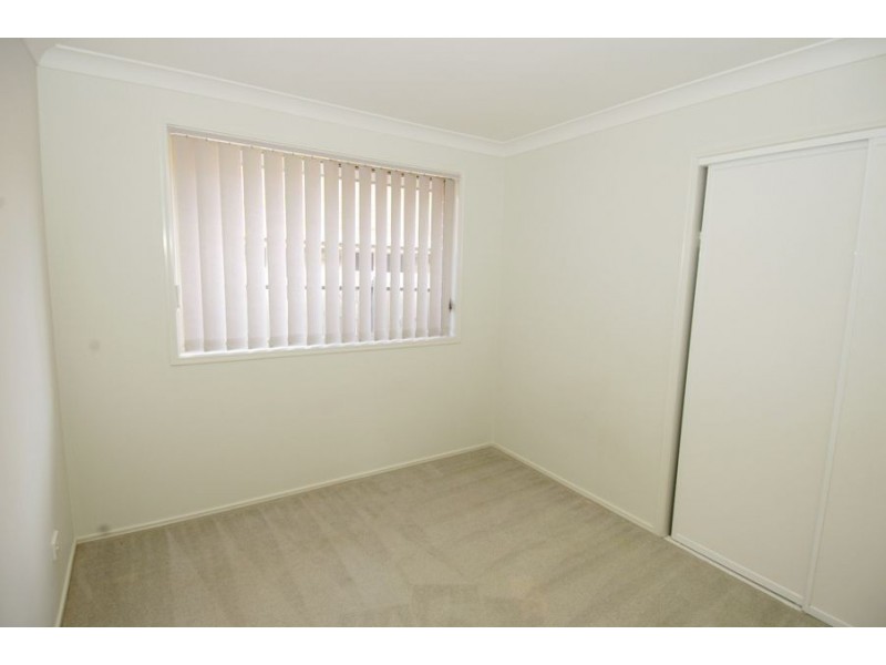 17 Fairweather Drive, Arundel QLD 4214