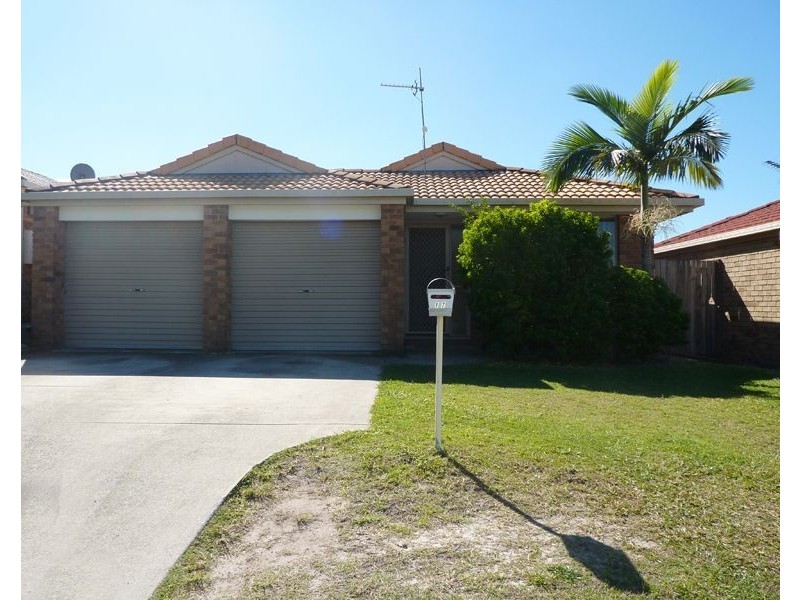 17 Fairweather Drive, Arundel QLD 4214