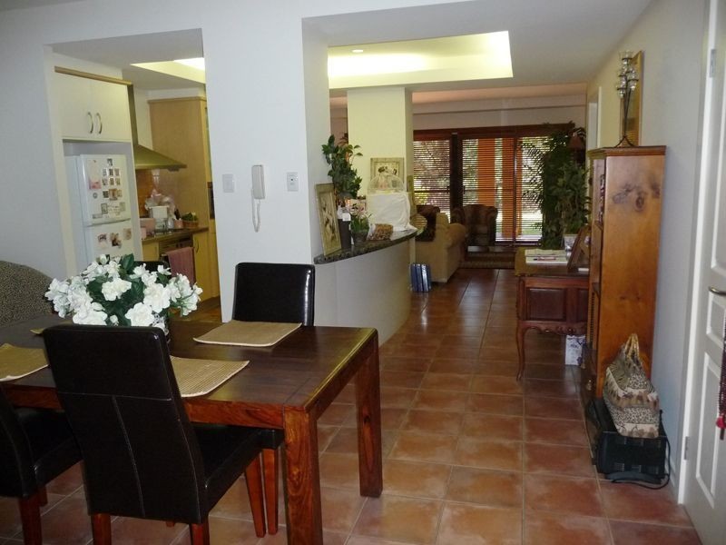 3254 Palladian Drive, Hope Island QLD 4212